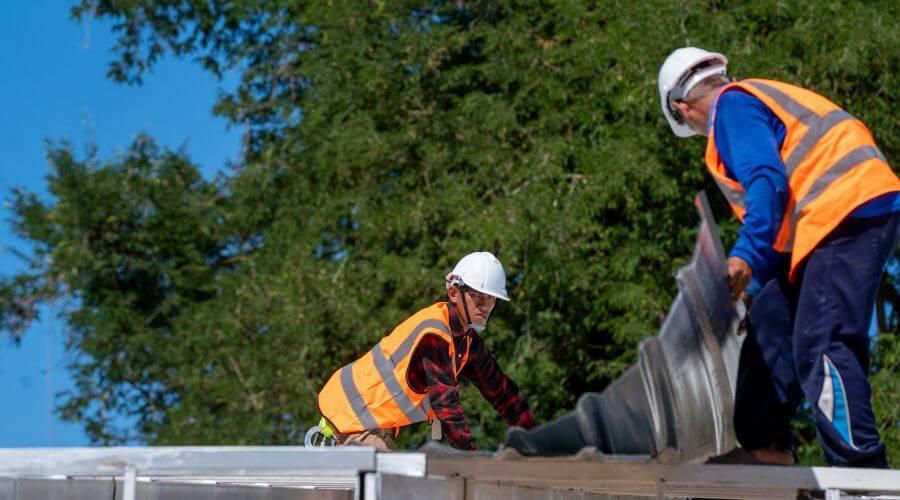 Expert Emergency Roof Repairs services in Fort Laramie, WY